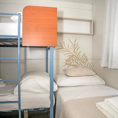 Auto-kamp Dvije Suze 3 *