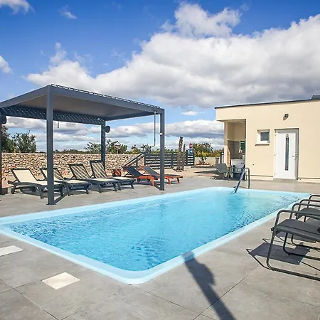 Auto-kamp Dvije Suze 3